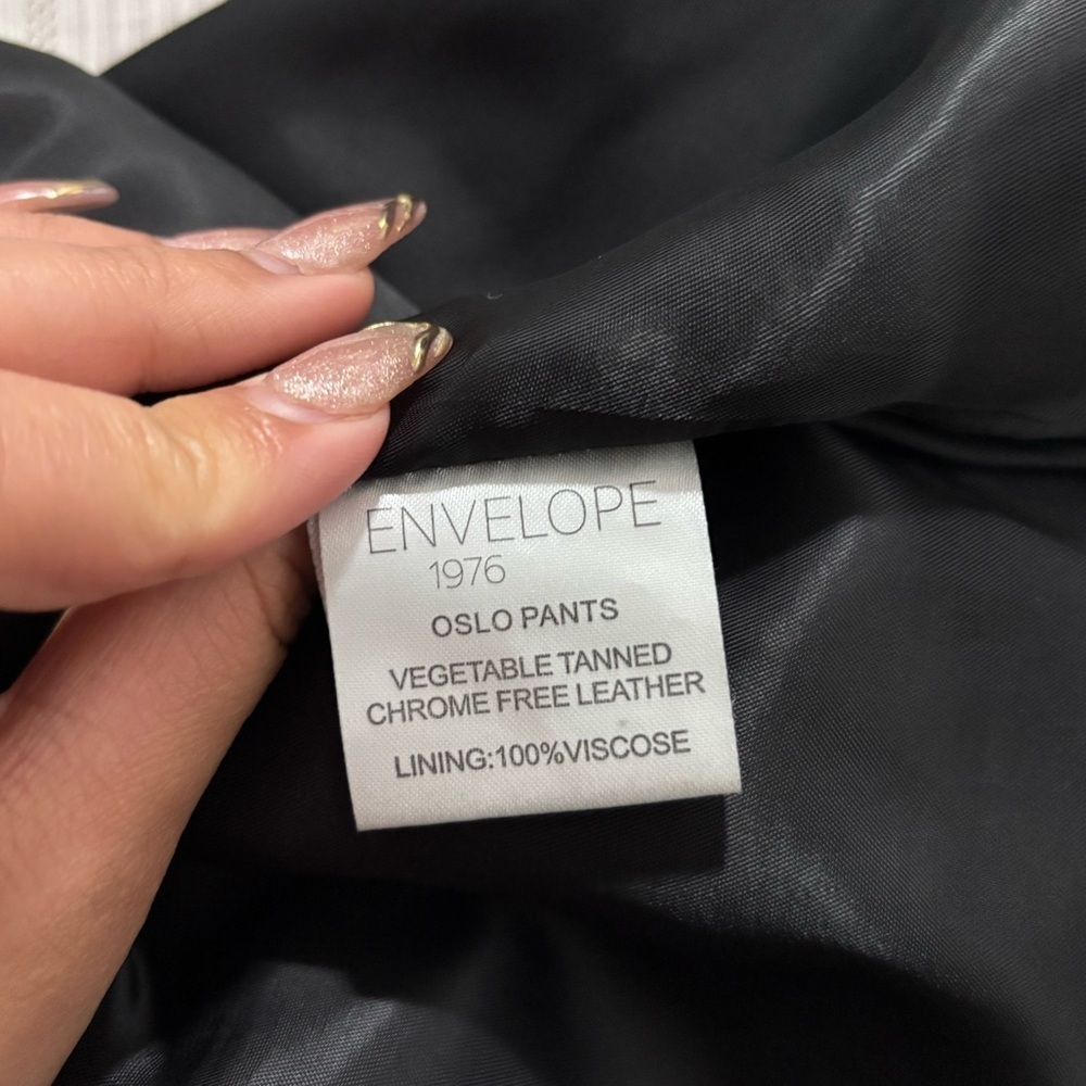 ENVELOPE 1976 Women’s Black Faux Leather Straight- Leg Pants - Picture 9 of 16